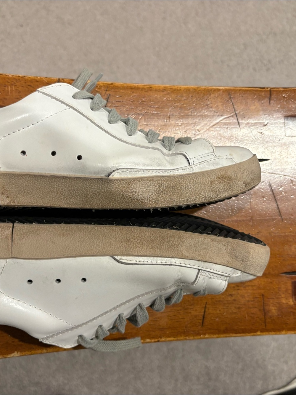 Golden Goose White Leather Sneakers with Gray Star and Green Heel - Picture 2 of 2